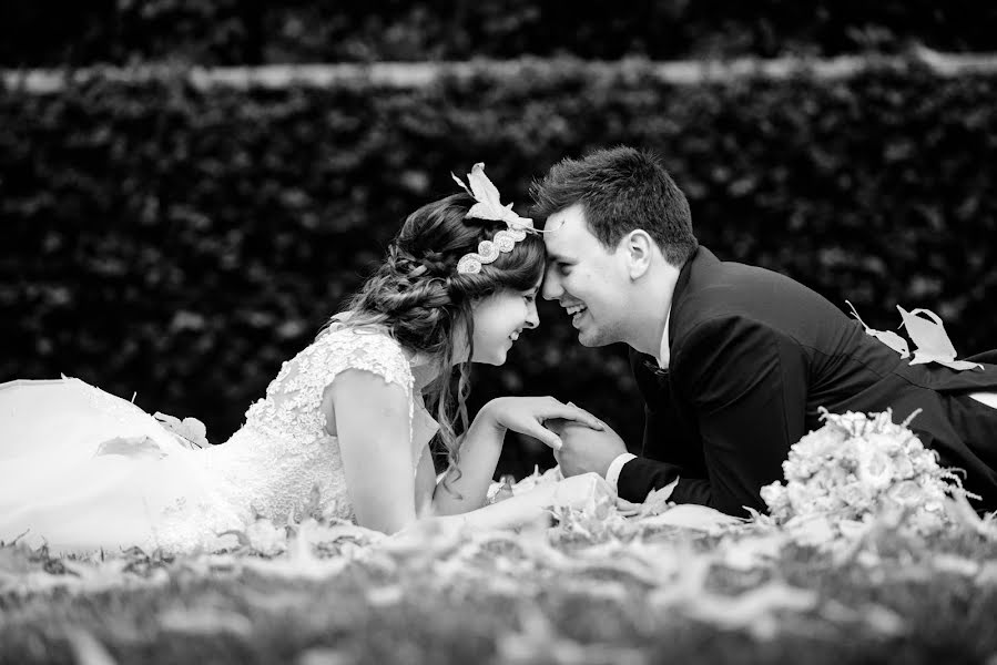 शादी का फोटोग्राफर Stefano BURCA (burca)। मई 5 2016 का फोटो