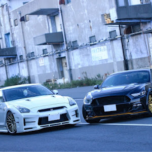 NISSAN GT-R R35