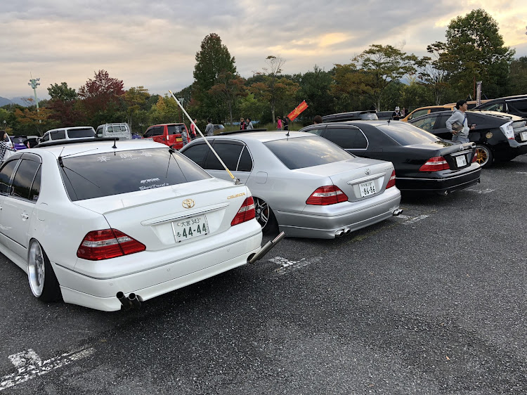 セルシオのENDLESS-30vip244produceさんが投稿したカスタム事例の投稿画像3枚目
