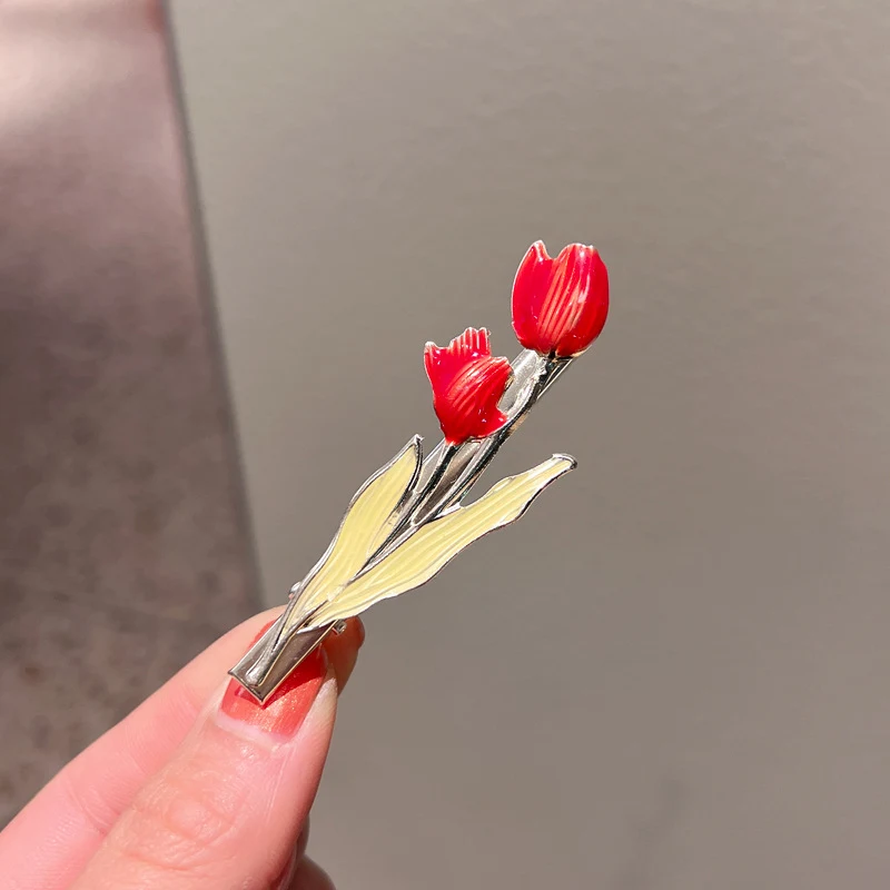 Title 6, Haarspeld met tulpbloem, Color Drop Olie. Voegt...