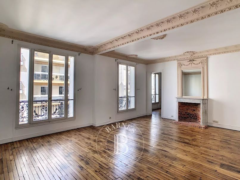 Location  appartement 4 pièces 74.65 m² à Paris 16ème (75016), 2 320 €