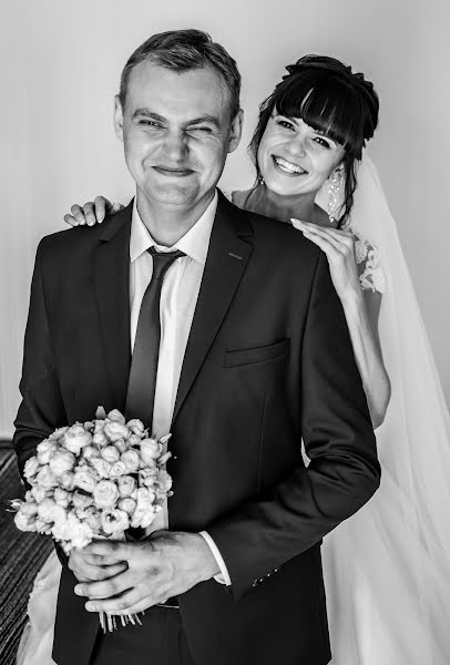 Fotógrafo de casamento Marina Mischenko (mishchenko1992). Foto de 1 de novembro 2019