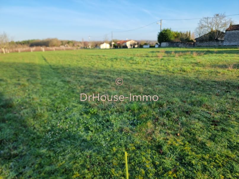 Vente terrain  1500 m² à Ribagnac (24240), 49 500 €