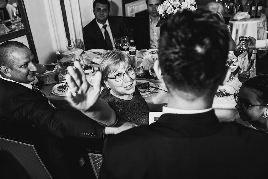 Fotógrafo de casamento Slava Cesar (tsesar). Foto de 4 de setembro 2016