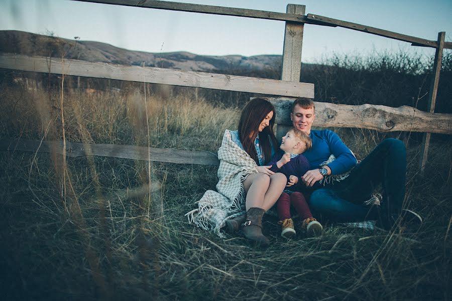 Fotógrafo de casamento Sergey Tereschenko (tereshenko). Foto de 27 de abril 2015