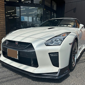 NISSAN GT-R R35