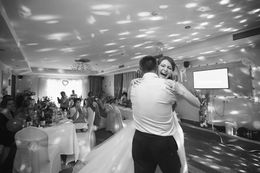 Fotografo di matrimoni Yuliya Borisovec (juliabor). Foto del 4 luglio 2016