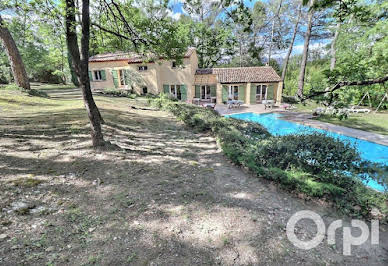 House with pool and terrace 2