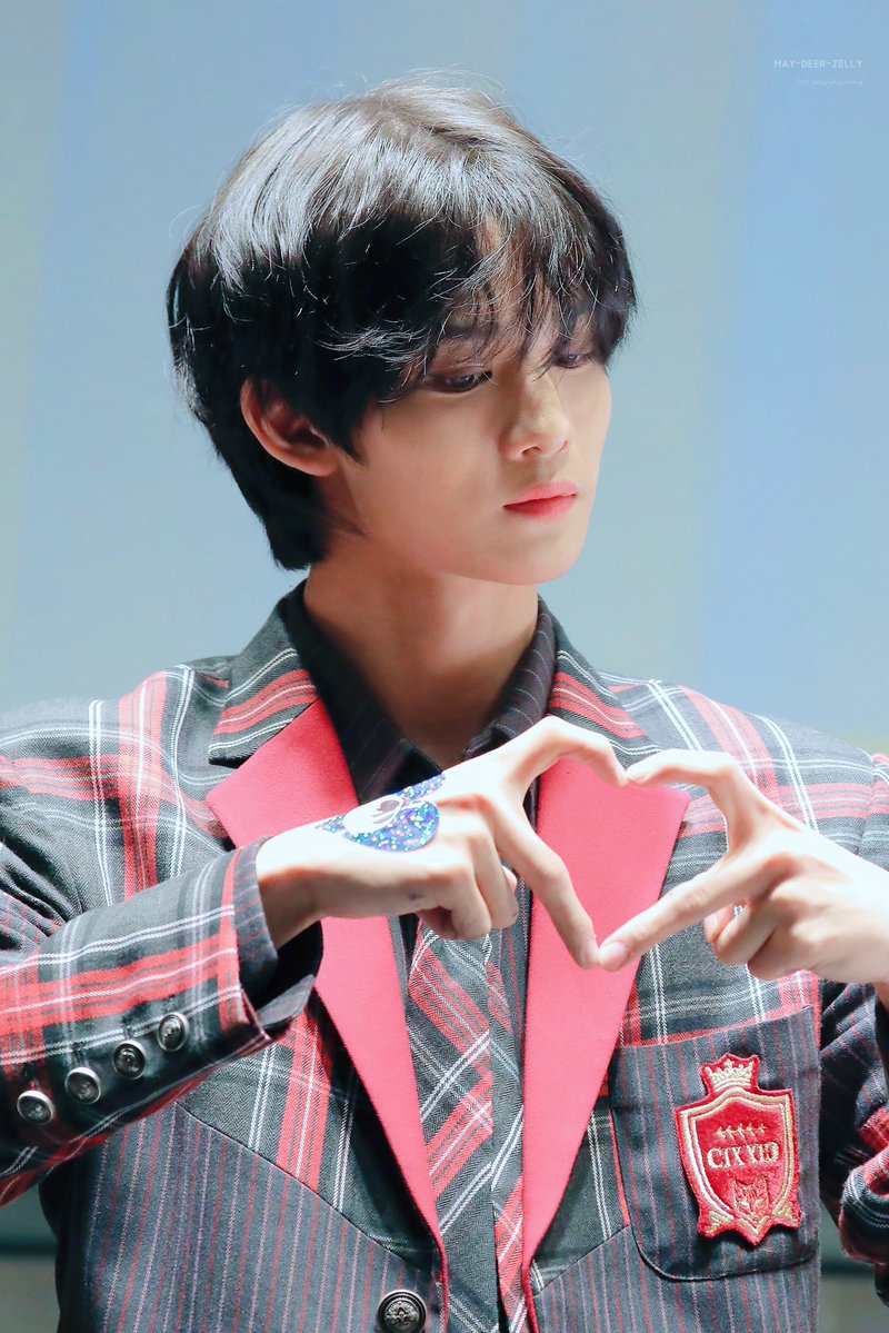 bae jinyoung uniform3