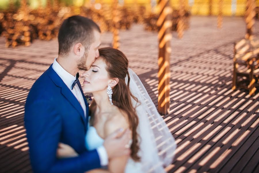 Fotógrafo de casamento Vitaliy Puzik (joyman). Foto de 15 de agosto 2016