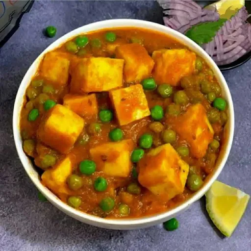 Matar Paneer