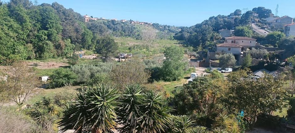 Vente terrain à batir  2079 m² à La Gaude (06610), 499 000 €