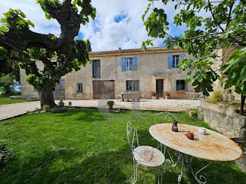 maison à Sainte-Cécile-les-Vignes (84)