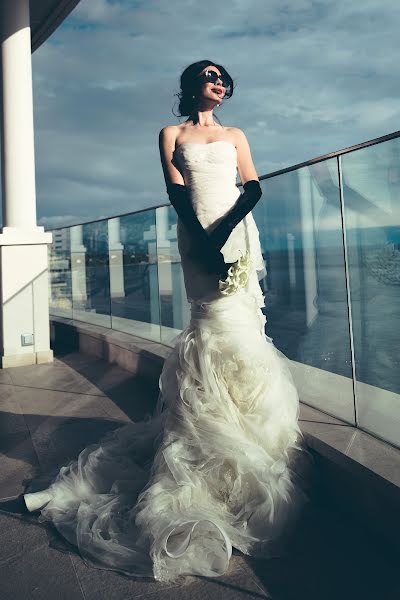 Fotógrafo de casamento Elina Kabakova (artvisionlv). Foto de 30 de dezembro 2021