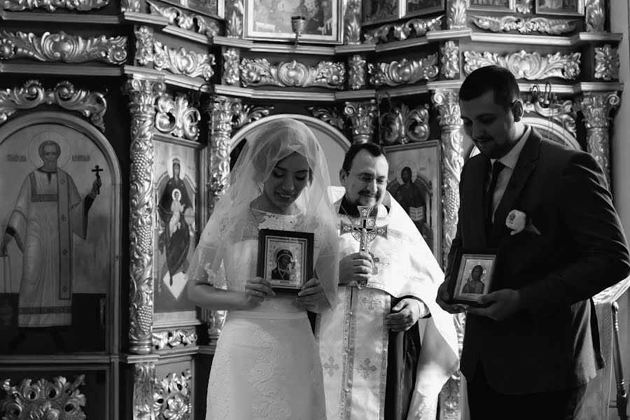 Fotógrafo de casamento Vera Smirnova (verasmirnova). Foto de 18 de fevereiro 2018