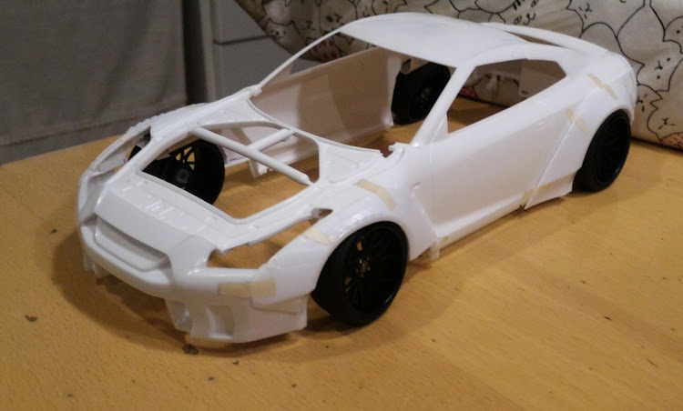 オースケさんが投稿したLB-works・LIBERTYWALK・SKYLINE・BNR35・アオシマ文化教材社に関するカスタム事例の投稿画像1枚目