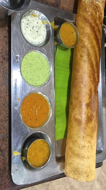 Hotel Saravana Bhavan photo 