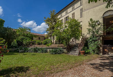 Villa avec jardin et terrasse 1