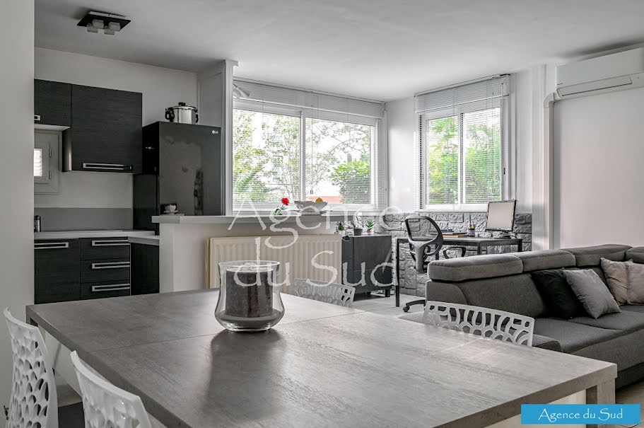 Vente appartement 4 pièces 79 m² à Plan-de-Cuques (13380), 281 000 €