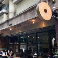 Haritts Donuts & Coffee(台中店)