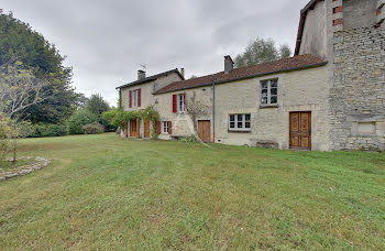 maison à Courson-les-Carrières (89)