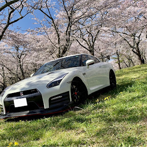 NISSAN GT-R R35