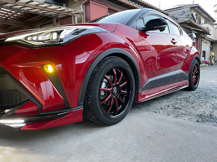 C-HRのVERZ-WHEELS・KCV05・ホイール交換・クラフト浜松店・みんなでつくろうホイール図鑑に関するカスタム事例の投稿画像1枚目