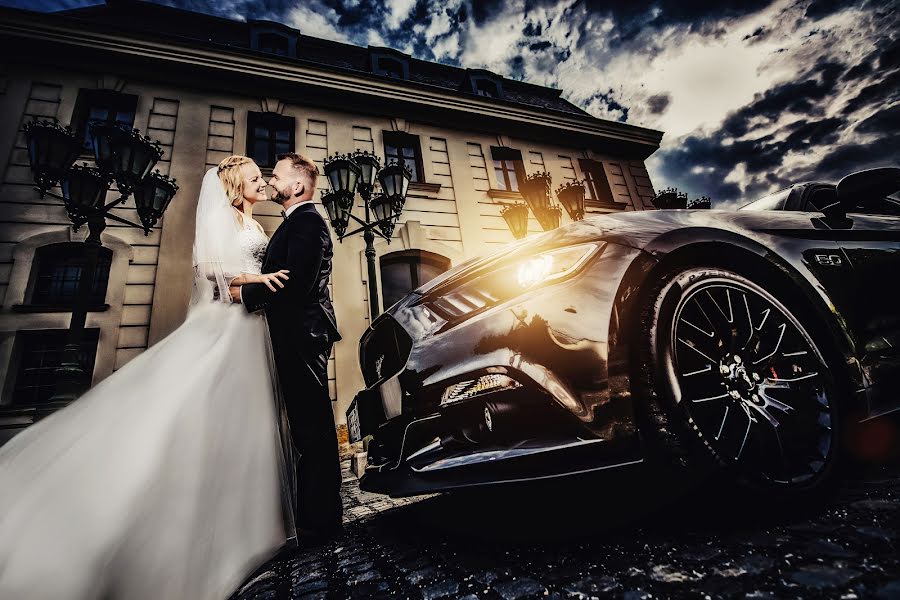 शादी का फोटोग्राफर Rita Szerdahelyi (szerdahelyirita)। फरवरी 11 2019 का फोटो