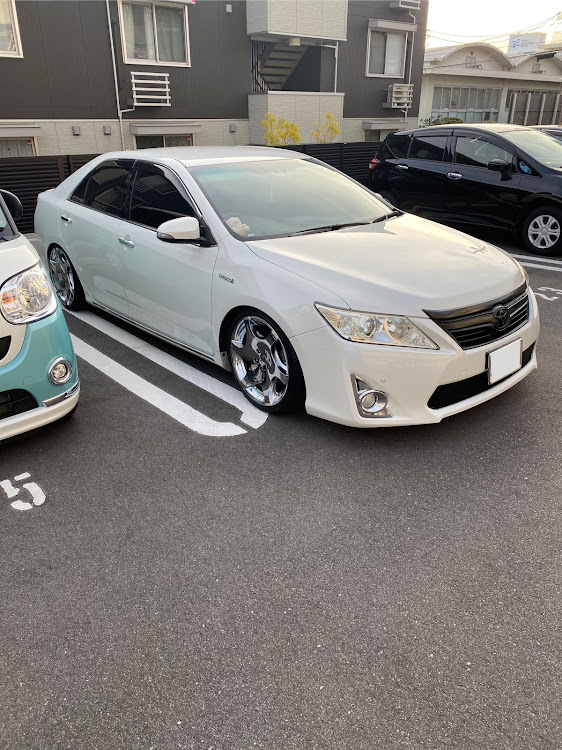 カムリのホイール・ホイール交換に関するカスタム事例の投稿画像1枚目