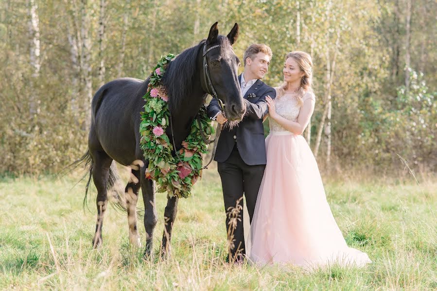 Fotografo di matrimoni Olesya Ukolova (olesyaphotos). Foto del 21 settembre 2016