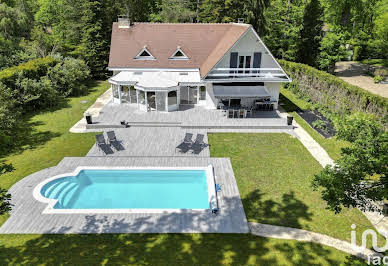 House with pool and terrace 7