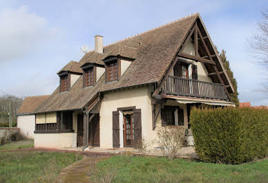 Maison avec jardin et terrasse 1