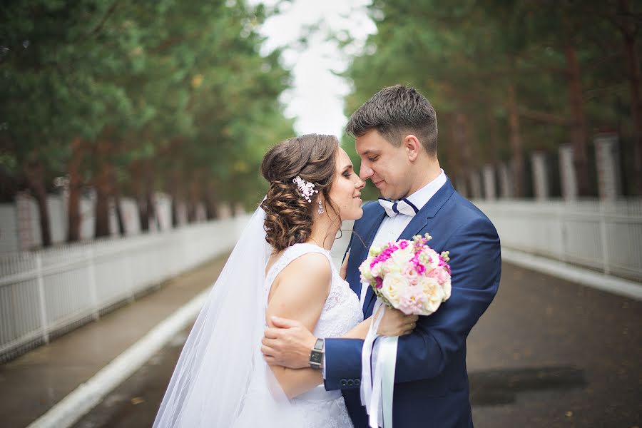 Wedding photographer Yuliya Ruseckaya (urus). Photo of 16 April 2016