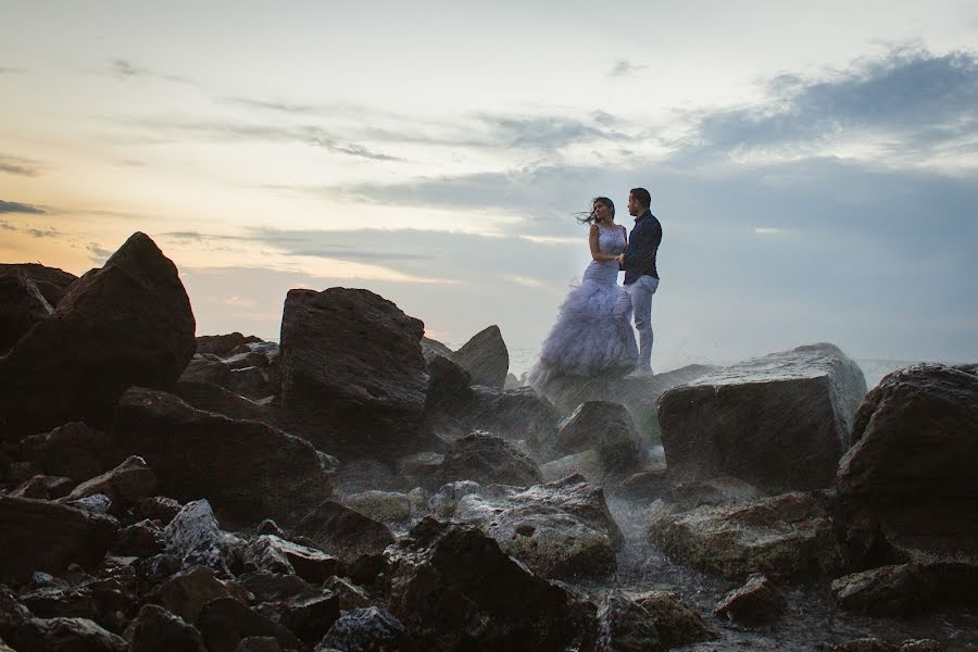 Fotógrafo de casamento Oliver Herrera Alemán (oliverherrera). Foto de 16 de fevereiro 2017