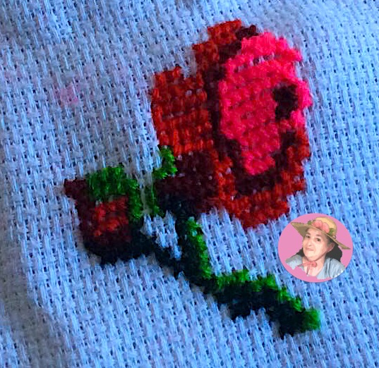 Rose in cross stitch 