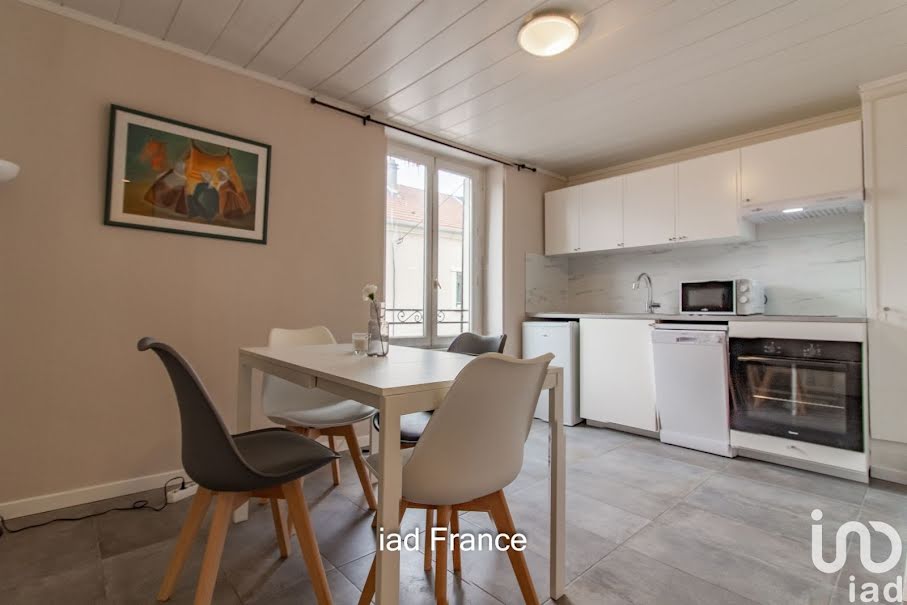 Location meublée appartement 1 pièce 35 m² à Flins-sur-Seine (78410), 730 €