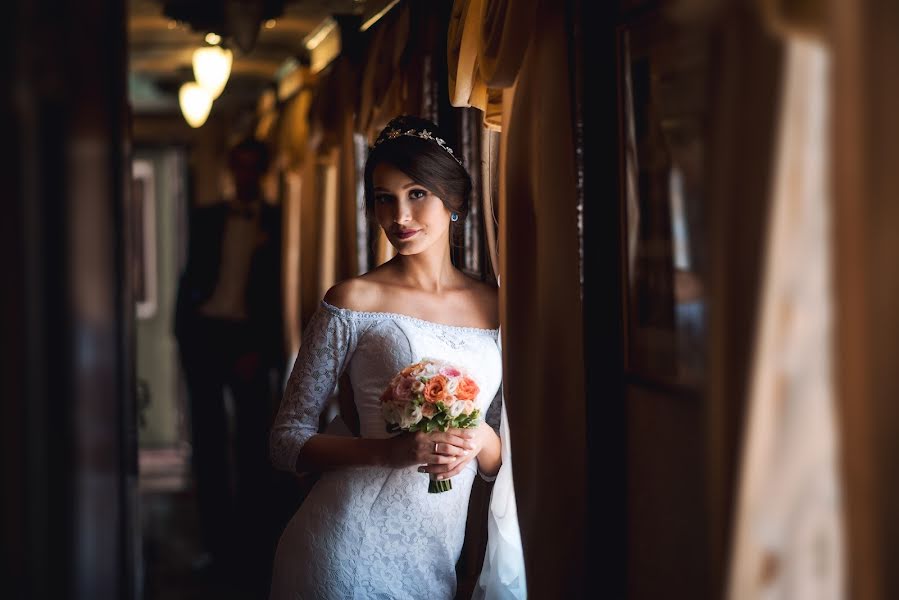 Wedding photographer Elena Volkova (mishlena). Photo of 16 September 2016