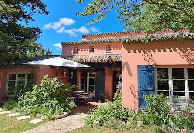 Villa with pool and terrace 2