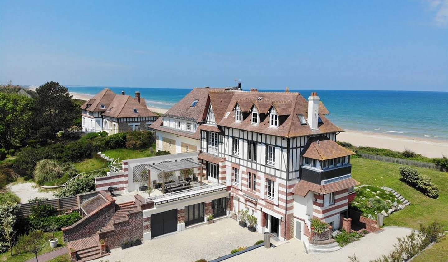 Maison en bord de mer avec jardin Merville-Franceville-Plage