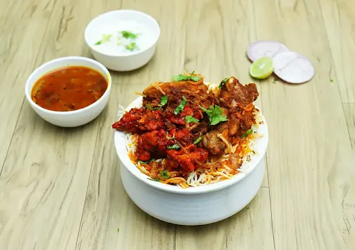 Red Bucket Special Chicken Biryani [1 Person]