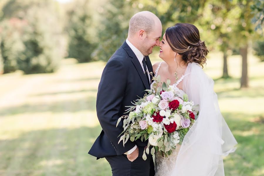 Fotografo di matrimoni Kelsey Buehler (kelseybuehler). Foto del 1 febbraio 2022