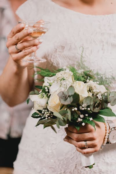 Wedding photographer Julia Bellack (silkandpeonies). Photo of 4 September 2023