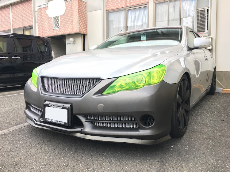 マークXのフロントバンパー交換・ラバースプレー塗装・泥パック・ありの〜ままの〜姿見せるのよぉ〜ぉ・久しぶりの再会は凄い違和感😅に関するカスタム事例の投稿画像1枚目