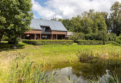 House with garden and terrace 2