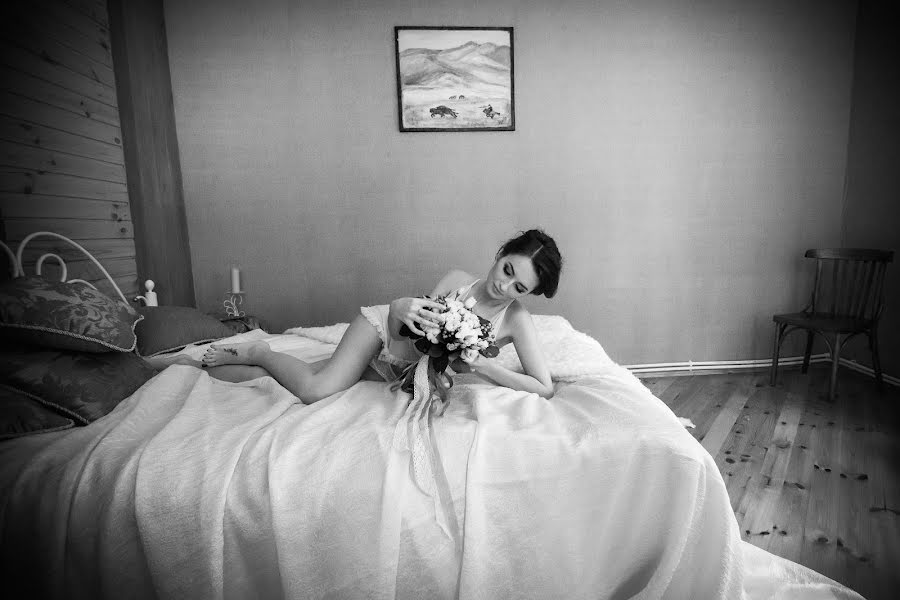 婚禮攝影師Yuliya Zubkova（zubkovayulya）。2015 2月2日的照片