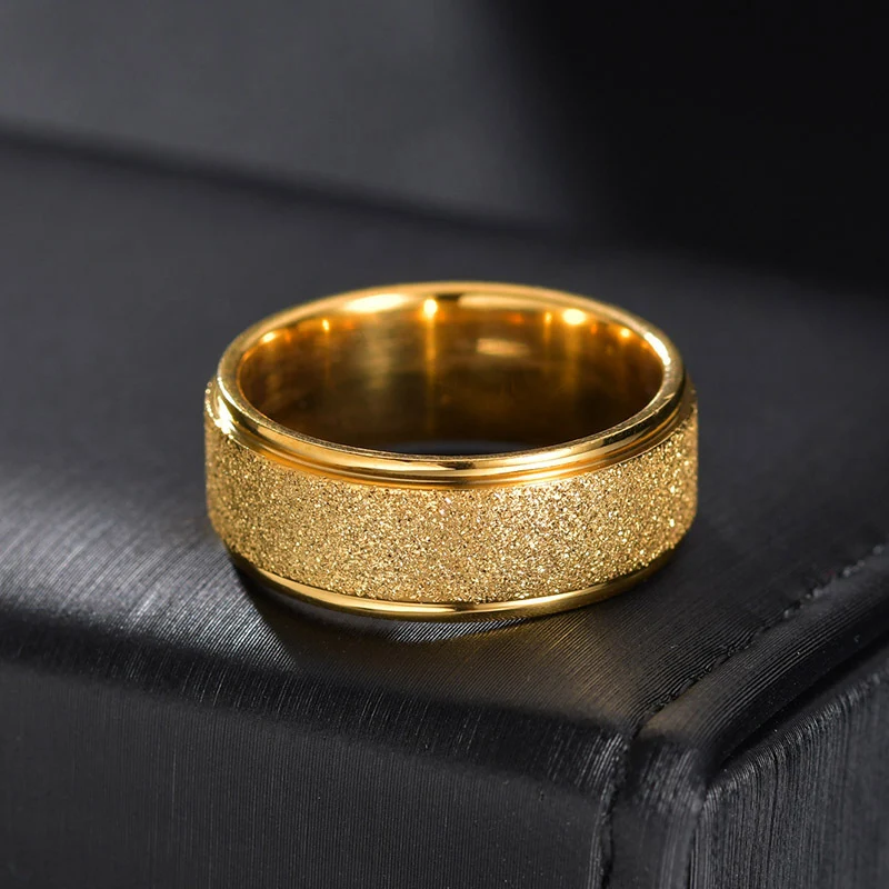 Eenvoudige roestvrijstalen persoonlijkheidsring met ronde zirkonia goud damesarmband titanium stalen ring ornament