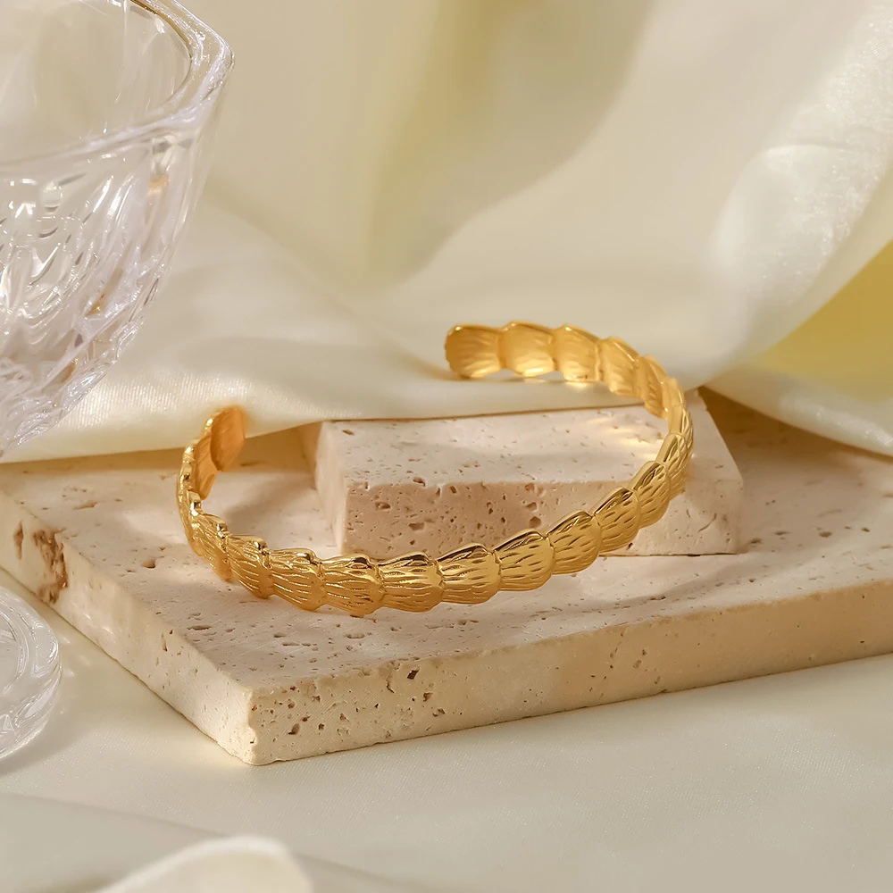 Title 6, Damen Titanstahl Armband, 18k vergoldet, Edelst...