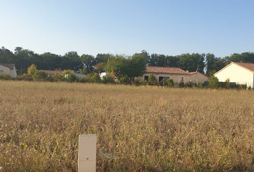  Vente Terrain à bâtir - 565m² à Fleuré (86340) 