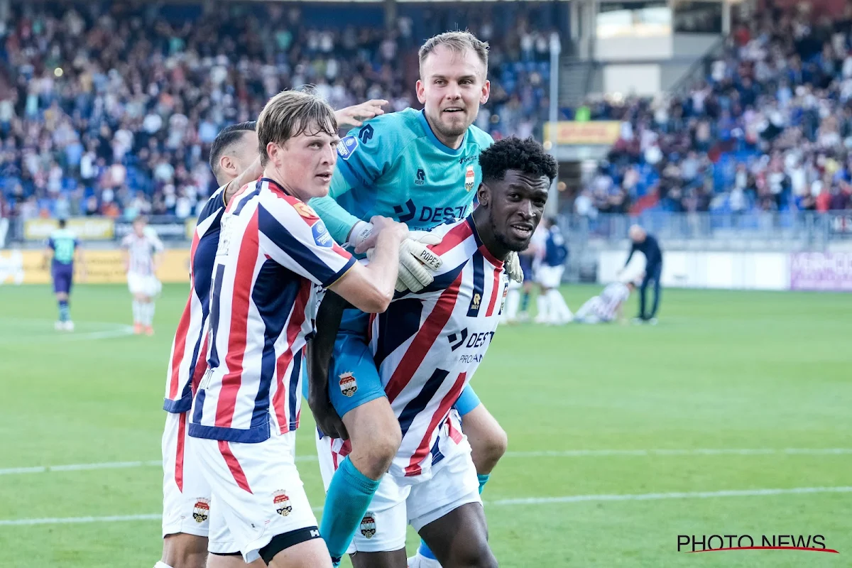 🎥 Ex-doelman Anderlecht pakt twee strafschoppen tegen ... Club Brugge