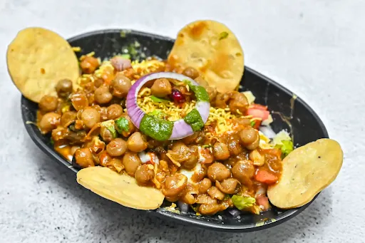 Chole Papdi Chaat